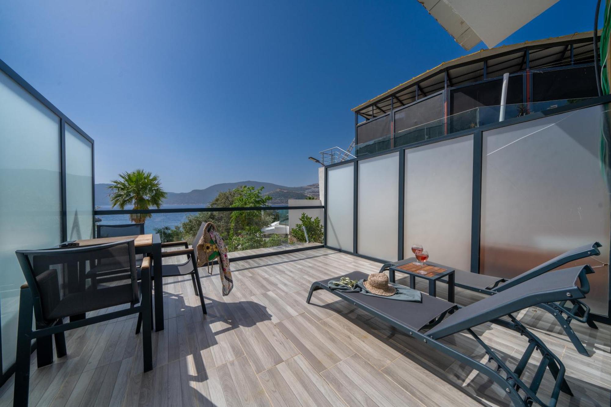 Kalkan Beach Park Hotel Каш Екстериор снимка