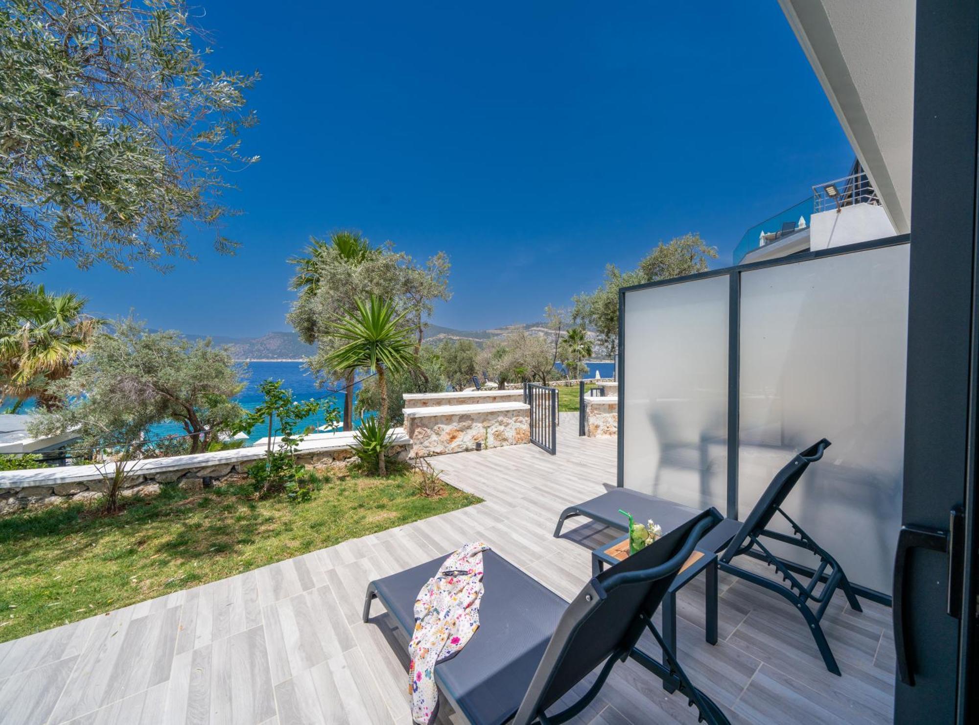 Kalkan Beach Park Hotel Каш Екстериор снимка