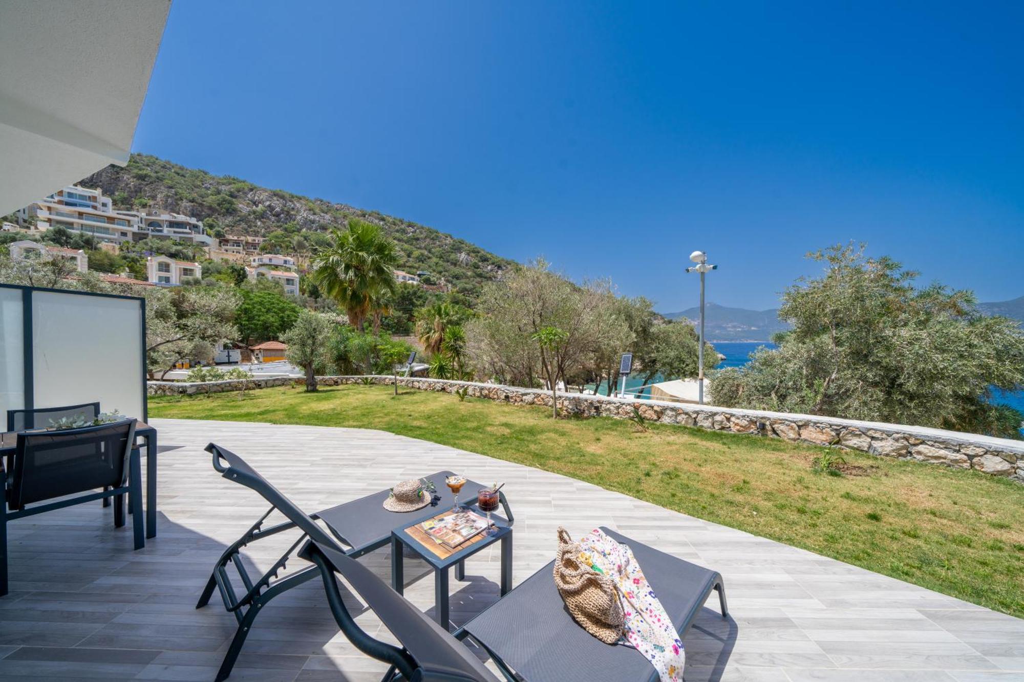 Kalkan Beach Park Hotel Каш Екстериор снимка