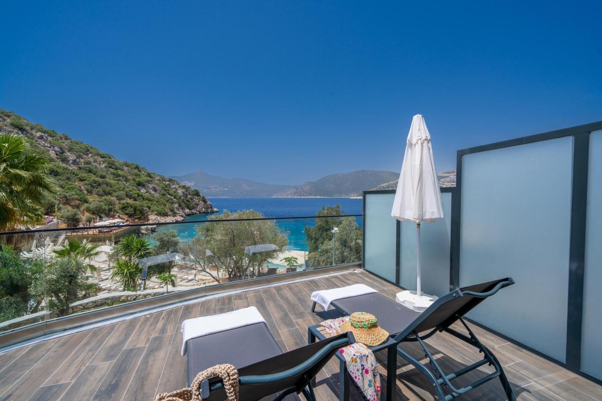 Kalkan Beach Park Hotel Каш Екстериор снимка