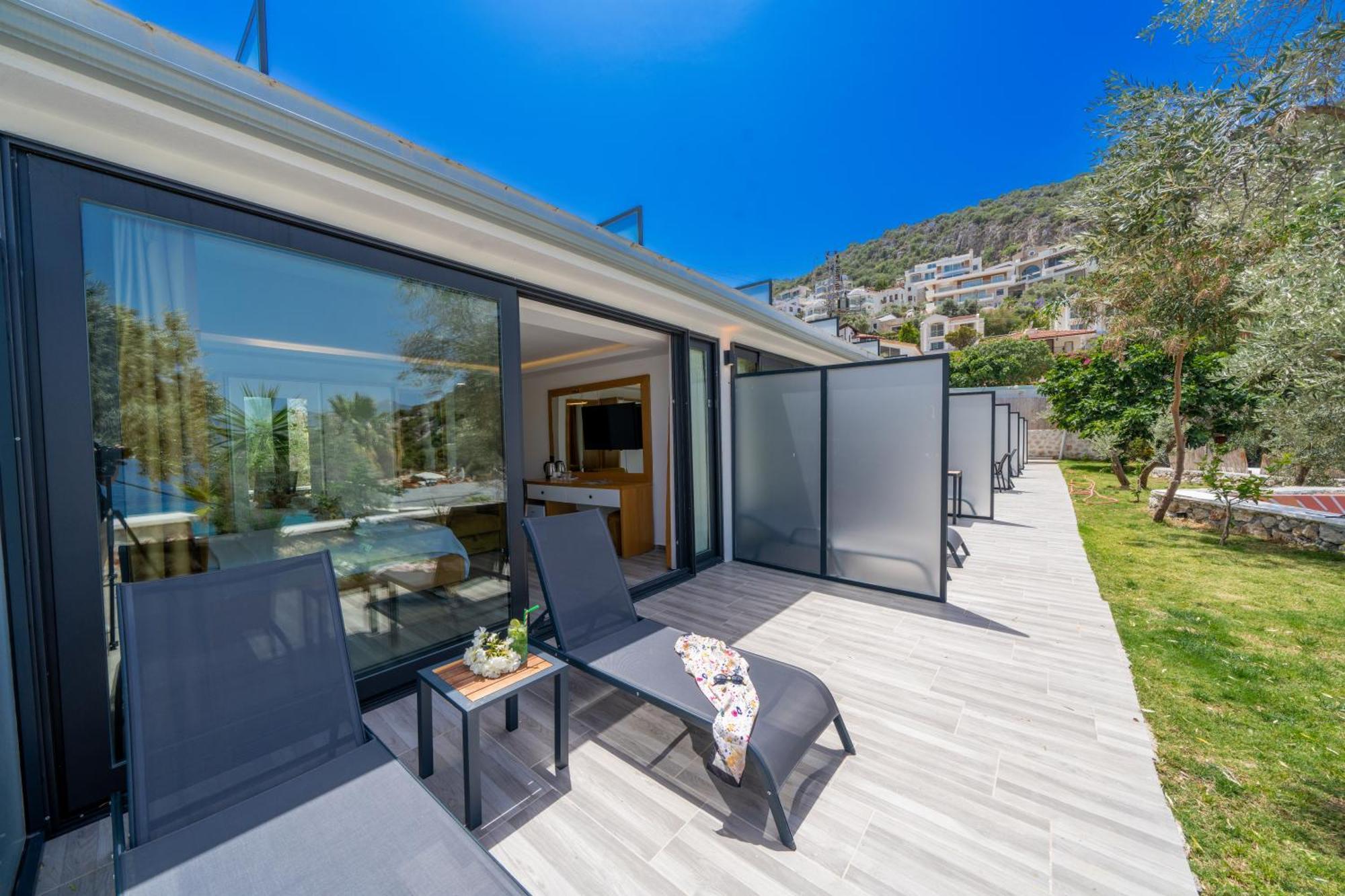 Kalkan Beach Park Hotel Каш Екстериор снимка