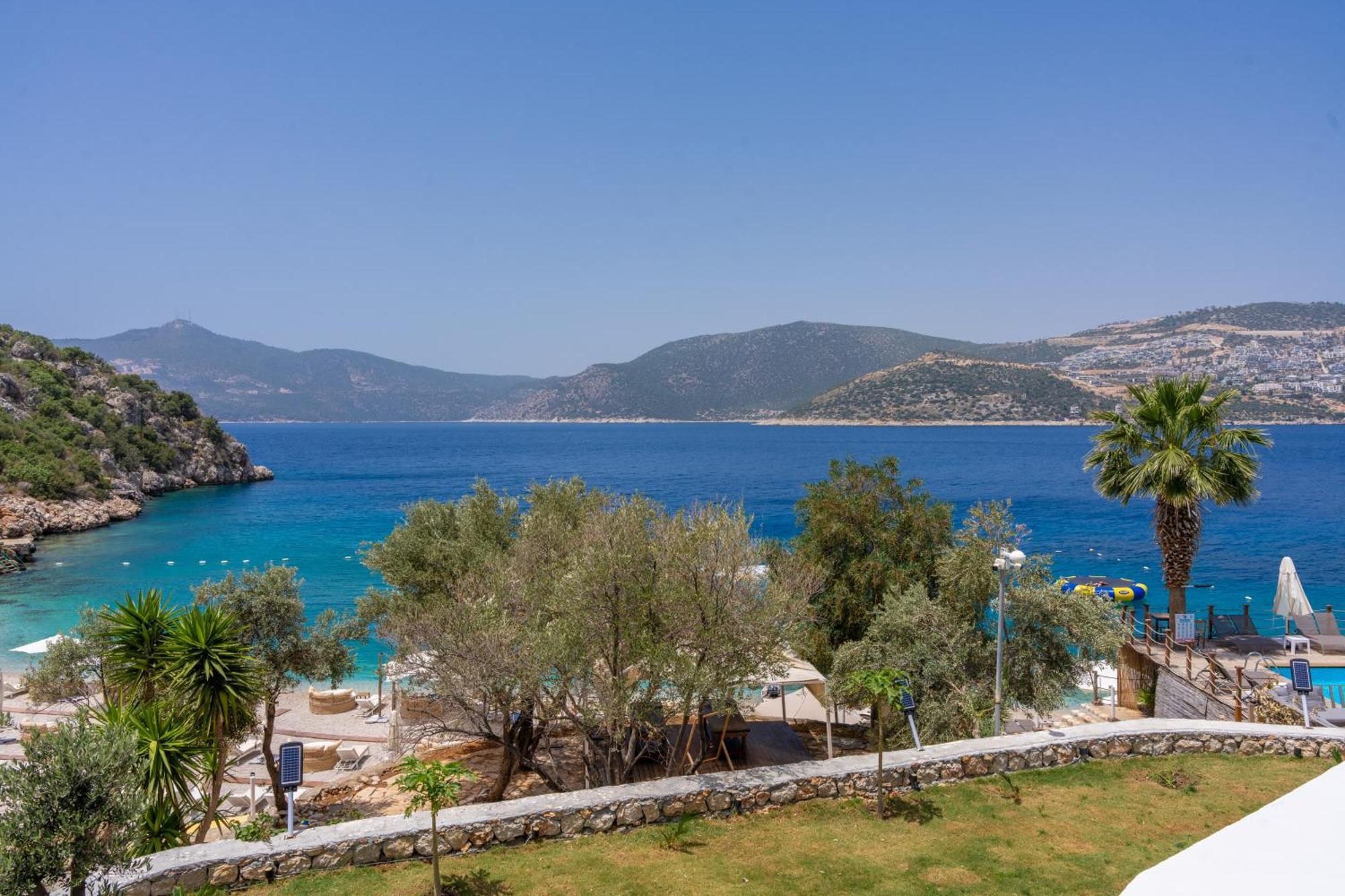 Kalkan Beach Park Hotel Каш Екстериор снимка