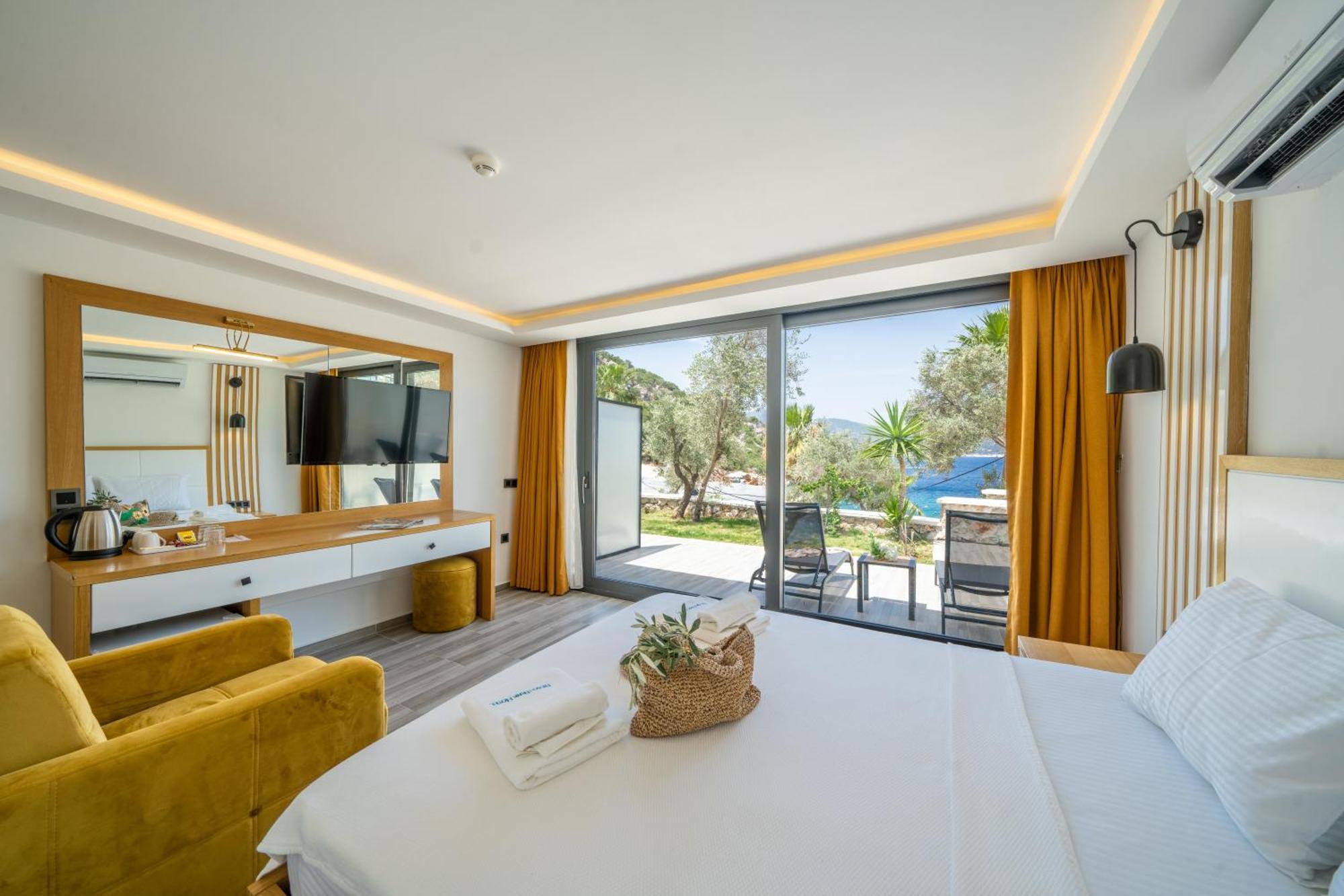 Kalkan Beach Park Hotel Каш Екстериор снимка
