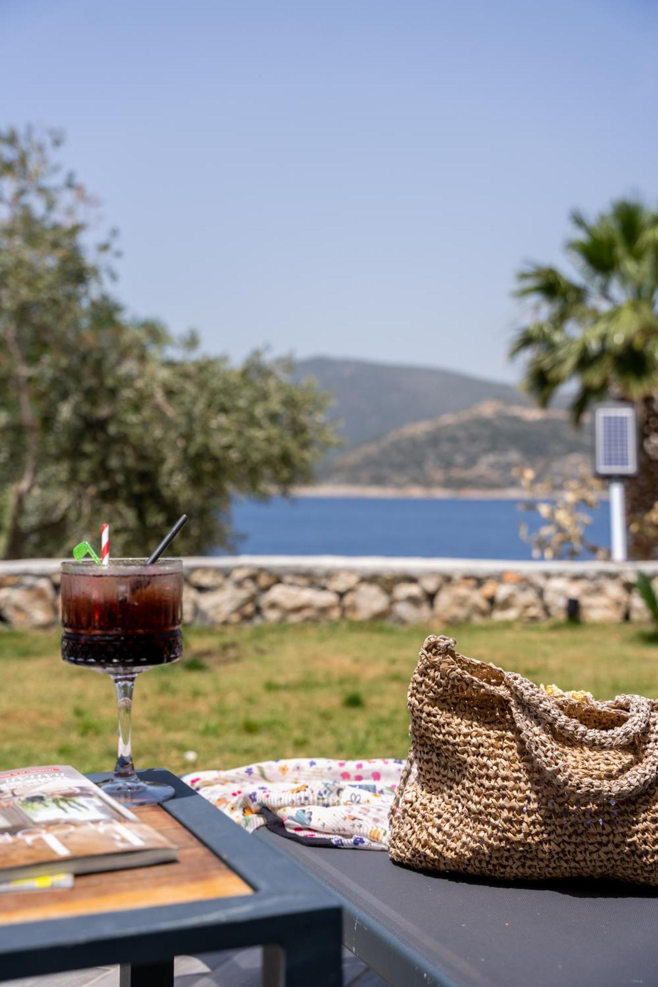 Kalkan Beach Park Hotel Каш Екстериор снимка