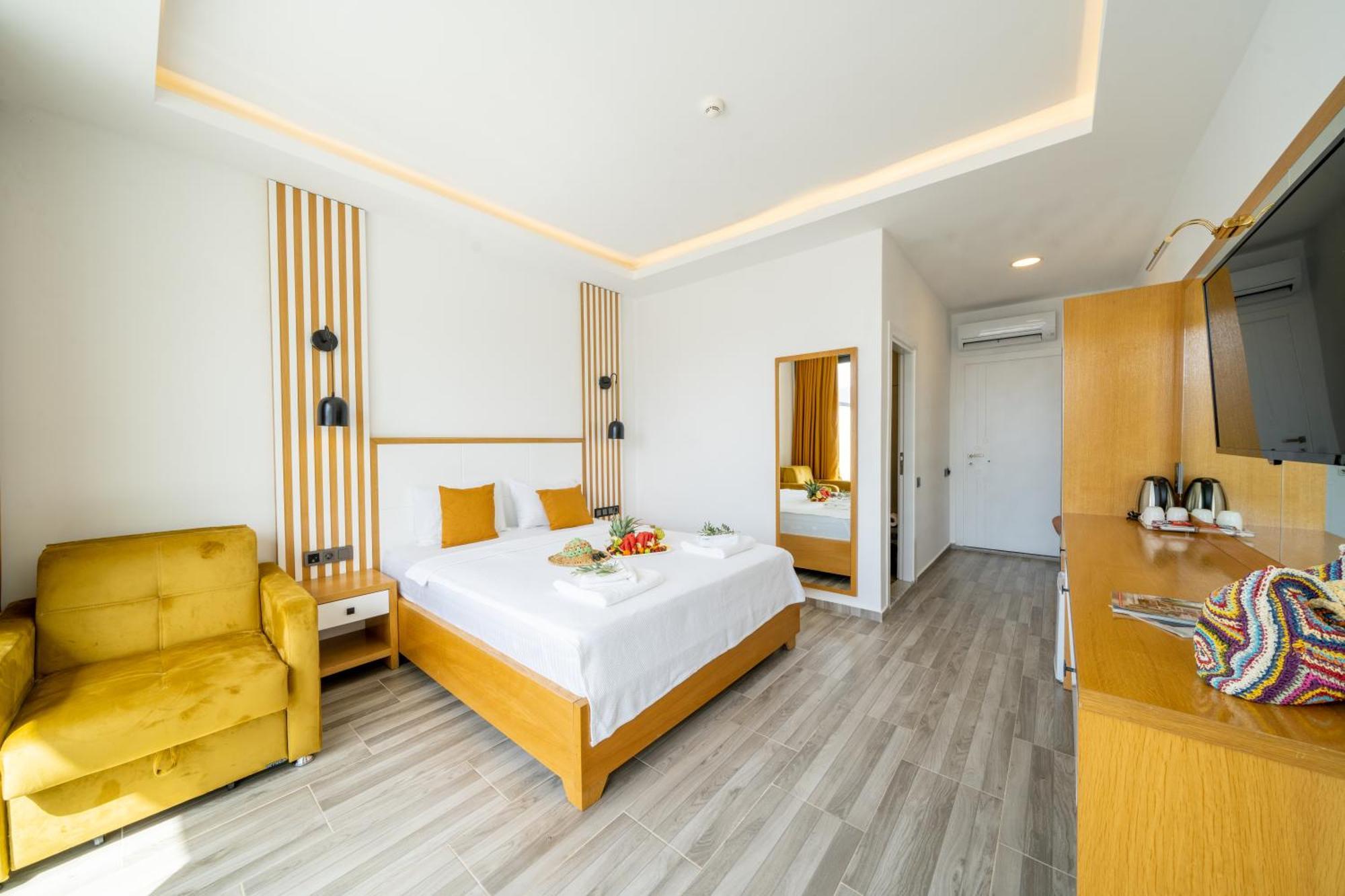 Kalkan Beach Park Hotel Каш Екстериор снимка