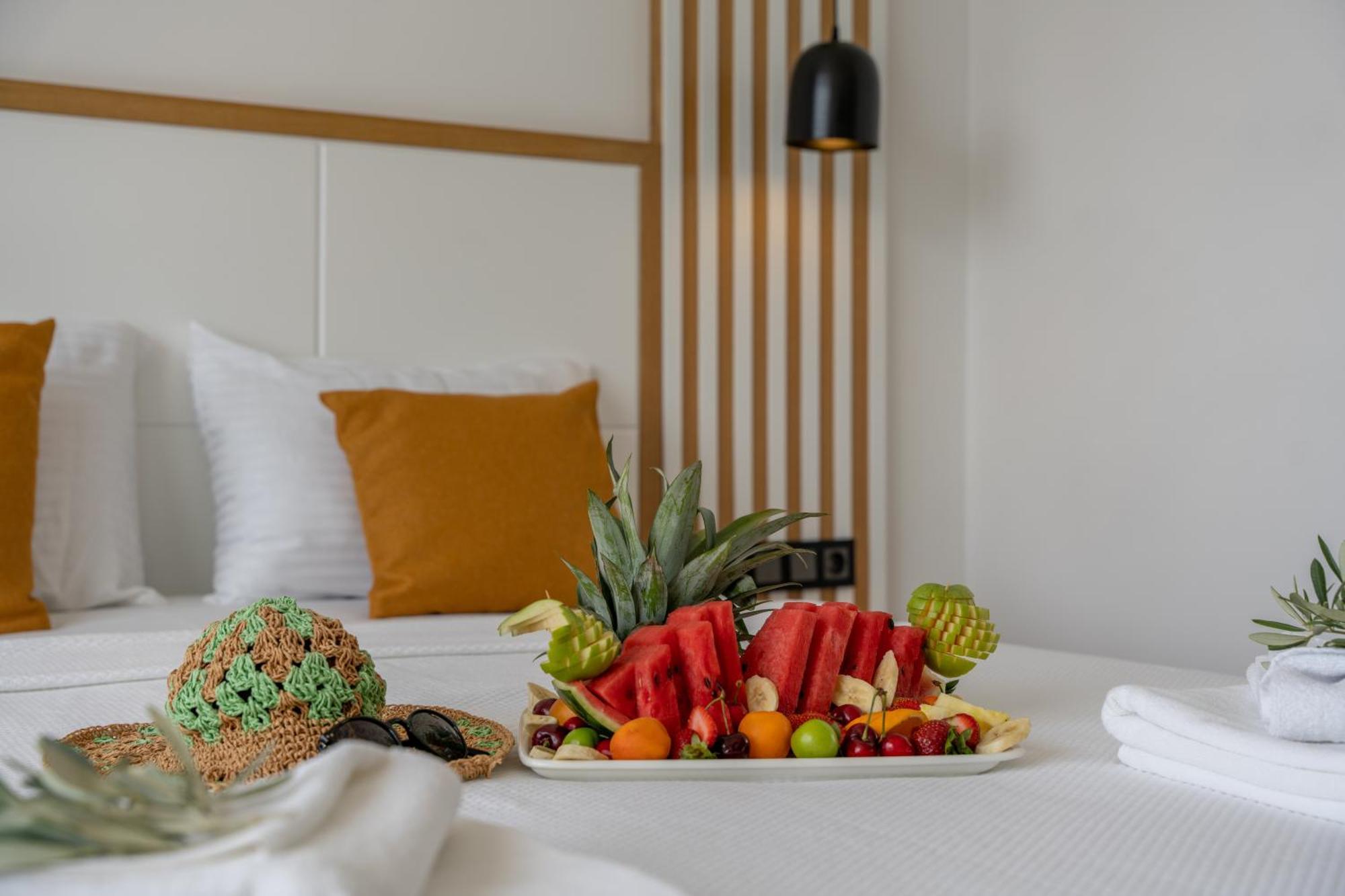 Kalkan Beach Park Hotel Каш Екстериор снимка