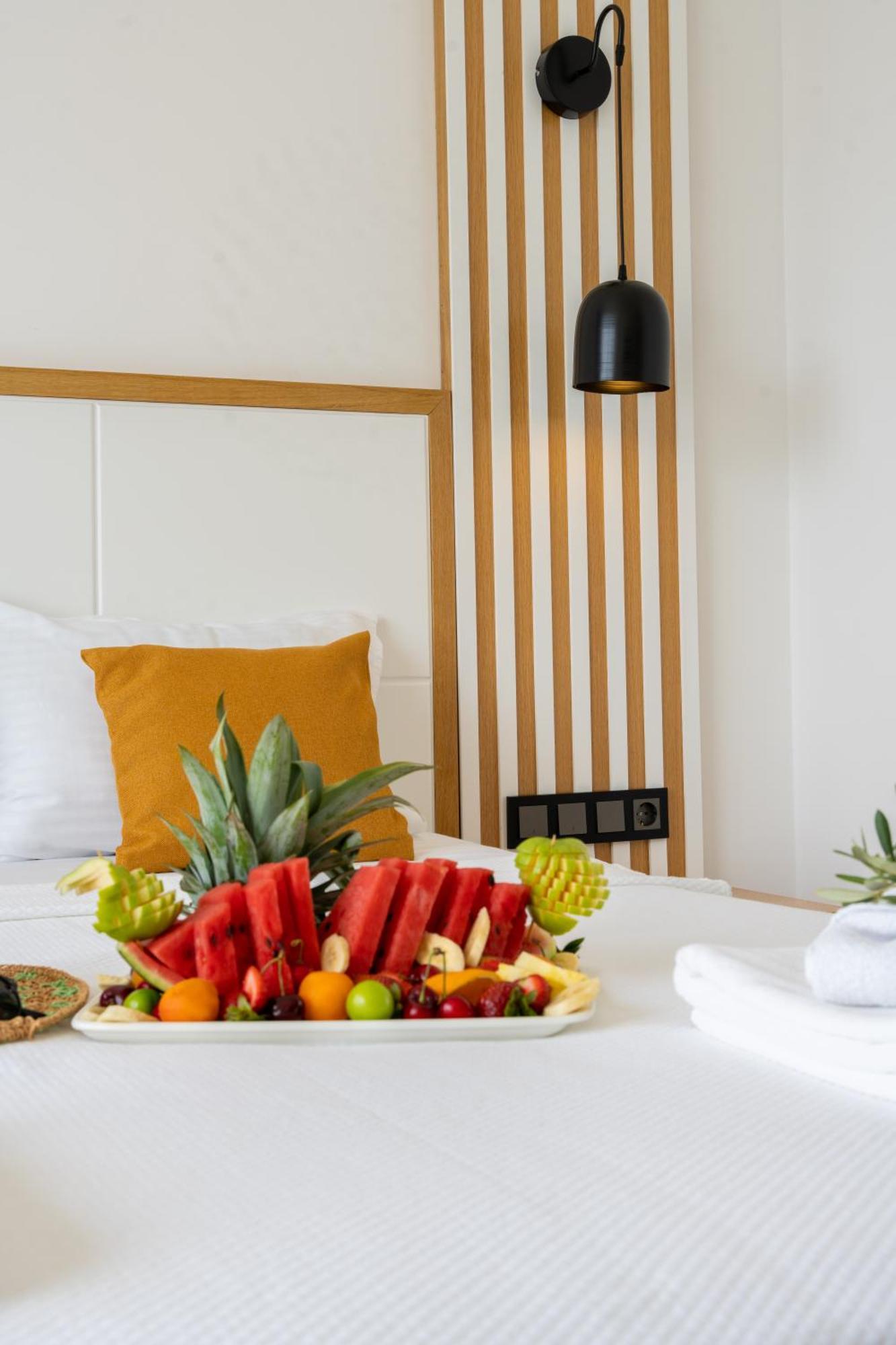 Kalkan Beach Park Hotel Каш Екстериор снимка