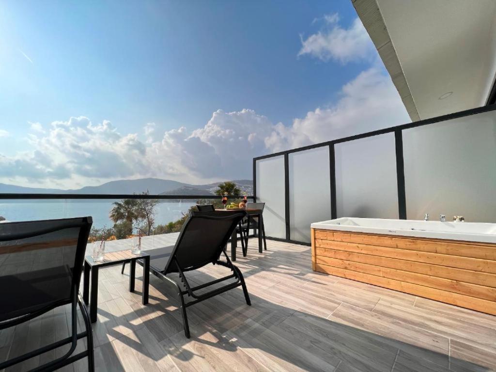 Kalkan Beach Park Hotel Каш Екстериор снимка